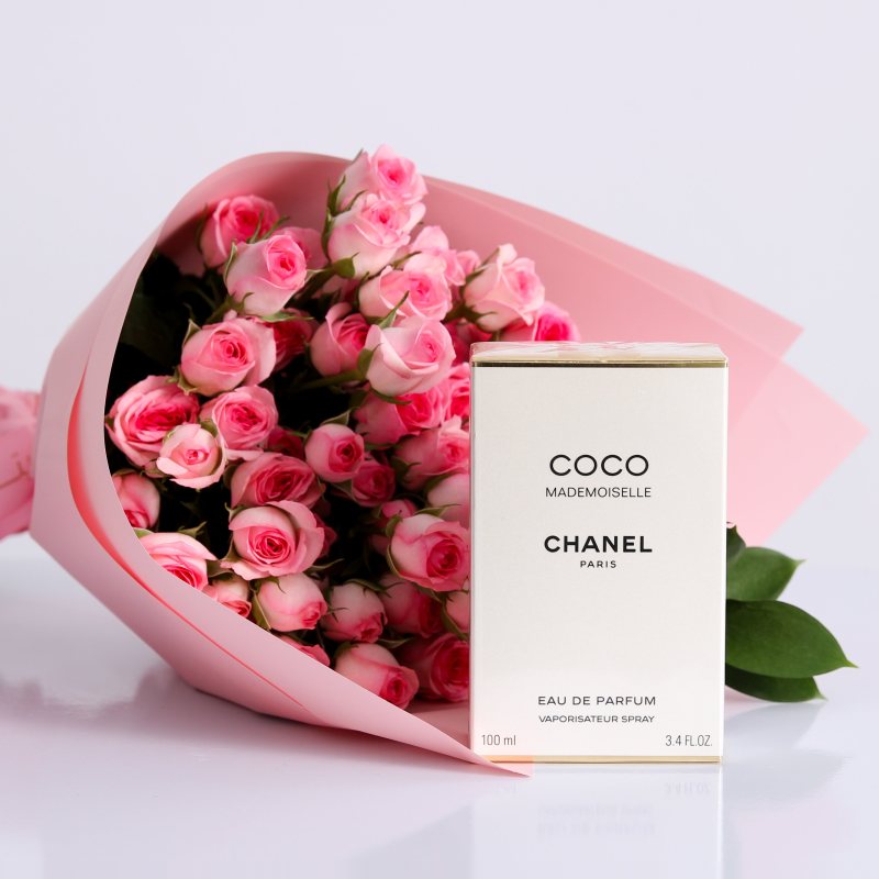 باقة بيبي روز مع عطر كوكو مدموزيل