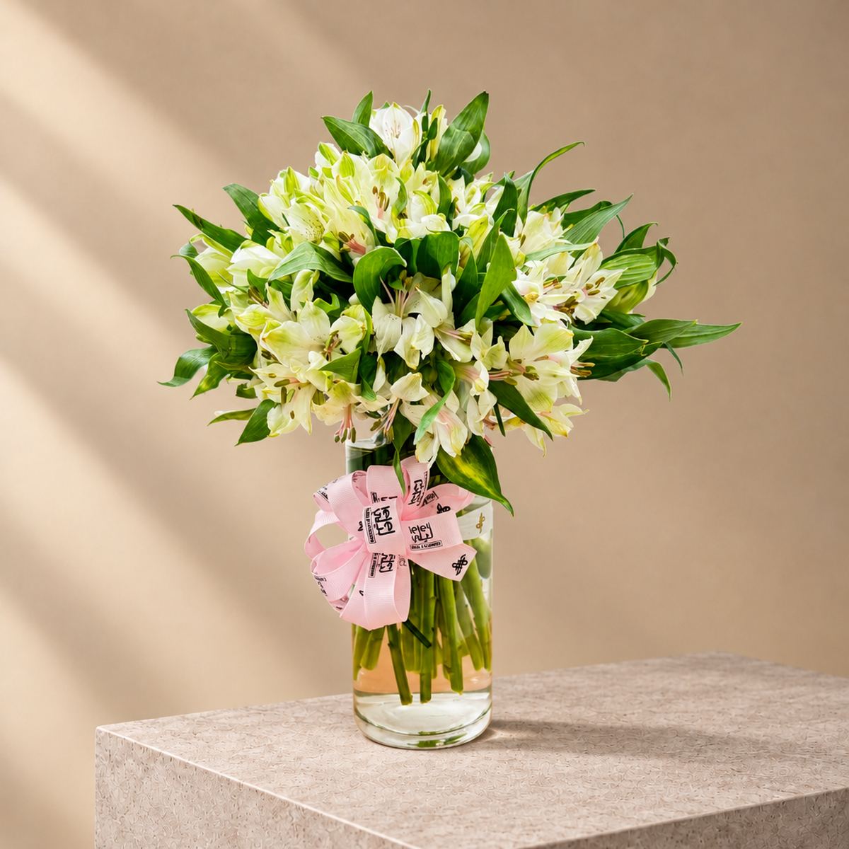 Morning Breeze Vase (3)
