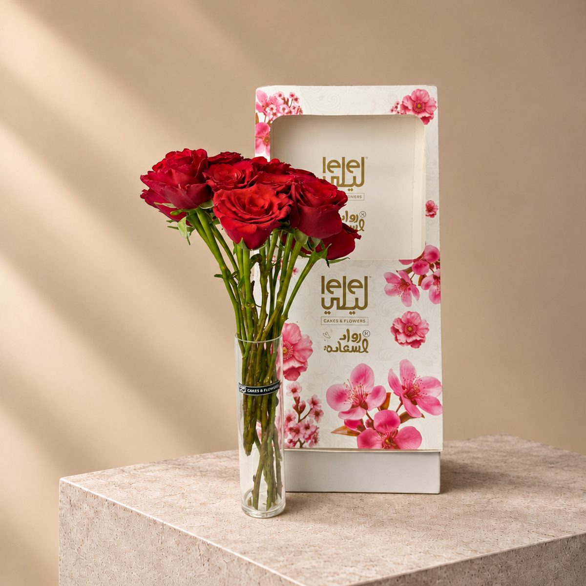 Love Vase Box with Cake (2)