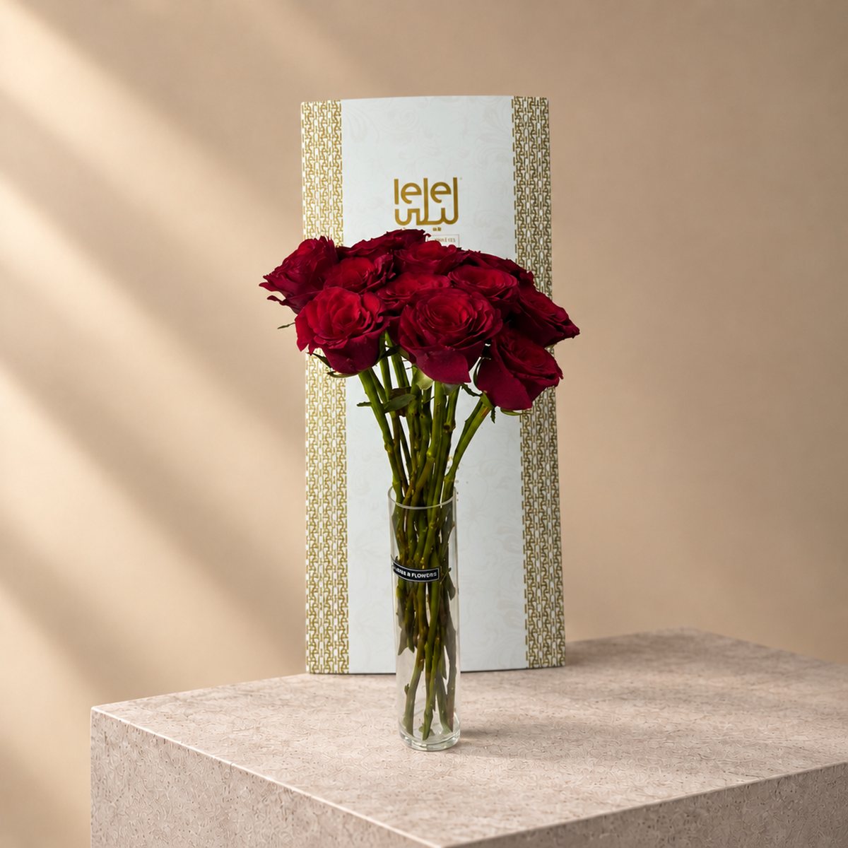 Love Vase Box with Cake (4)