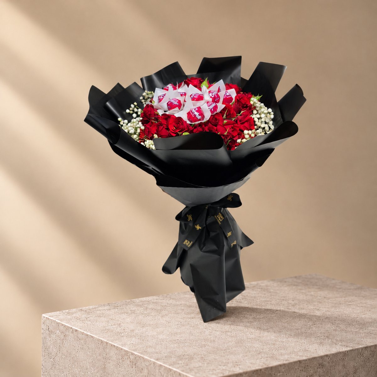Roses and Sweets Bouquet (2)