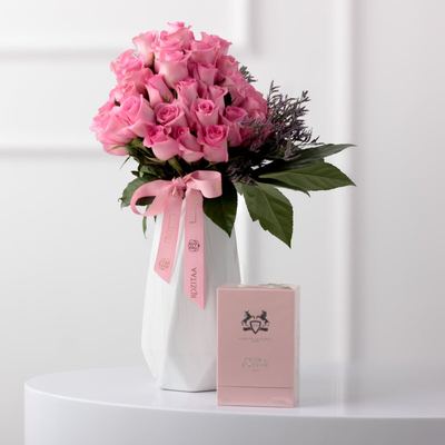 فازة 50 جوري وردي مع عطر دي مارلي
