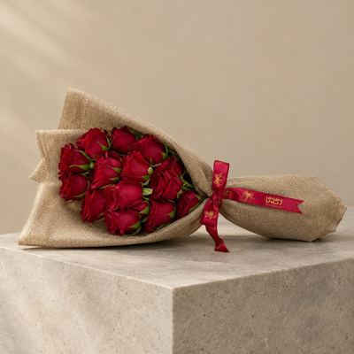 باقة لهفة المشاعر الحمراء