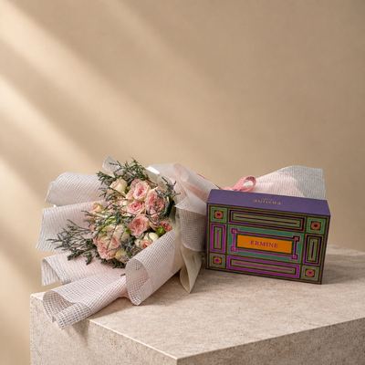 باقة ماكرون مع بيبي روز