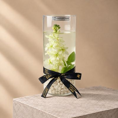 Jumeirah Vase